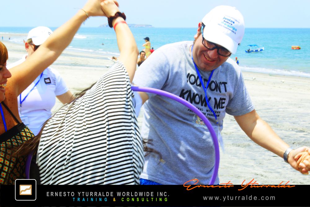 Team Building Colombia | Actividades lúdicas empresariales para fortalecer la confianza y el compromiso